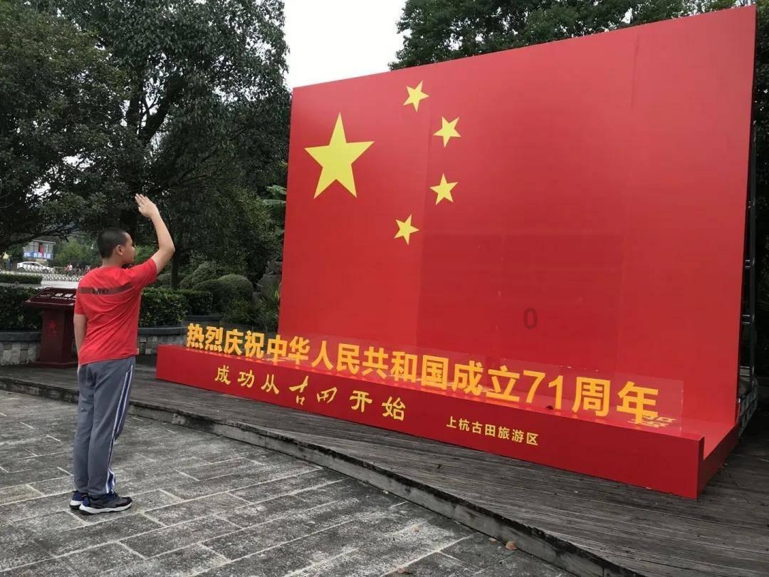 古墓丽影：崛起